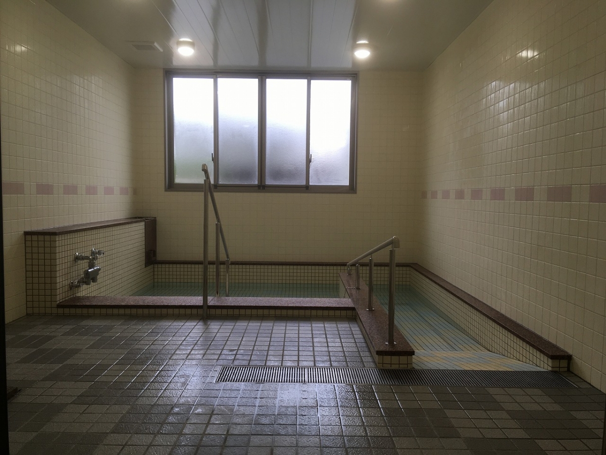 女子浴場